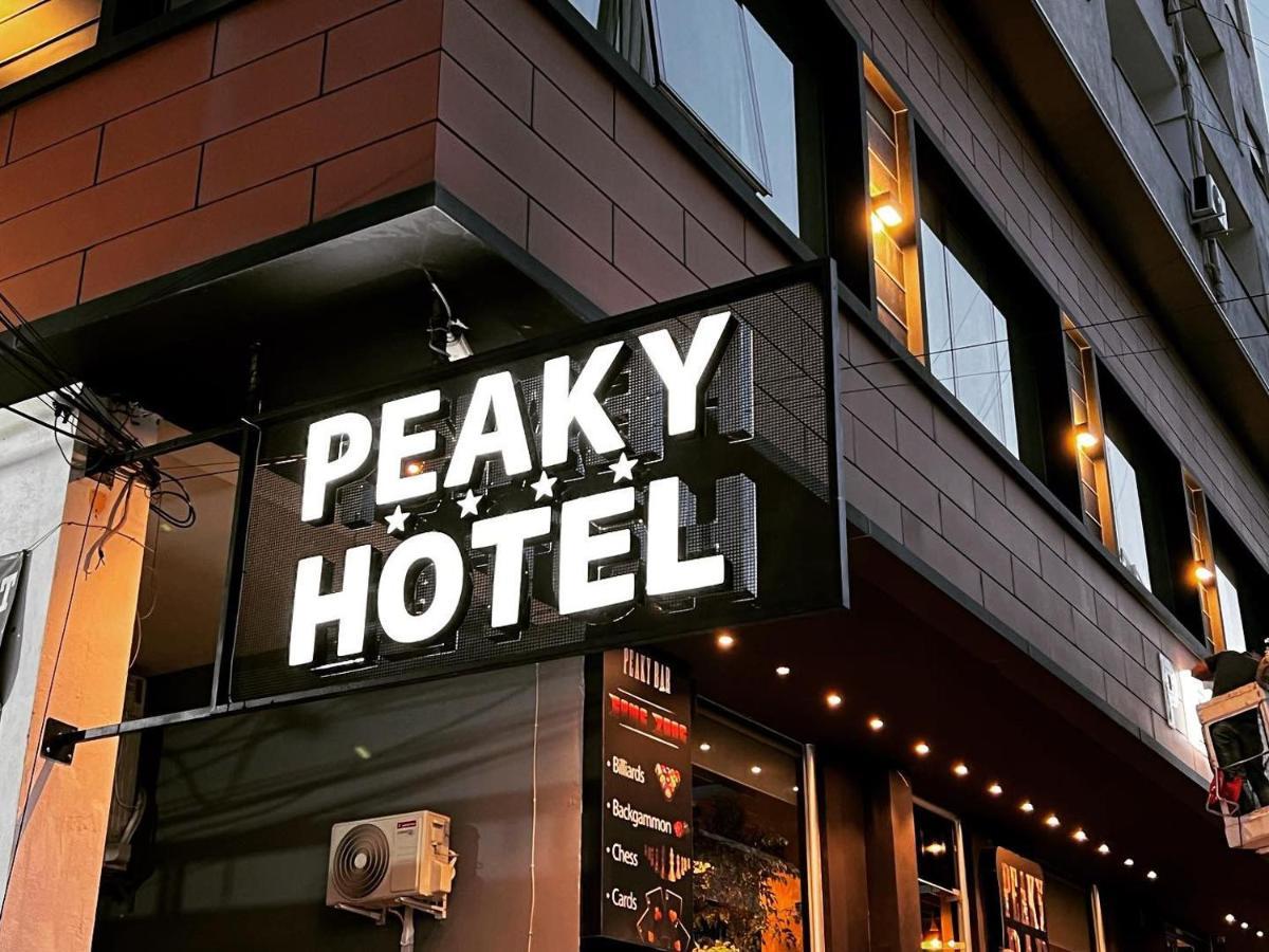 Peaky Hotel Durrës Buitenkant foto